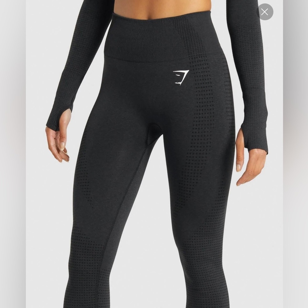 Brand new gym shark 7/8 length seamless vital leggings. Great fit!